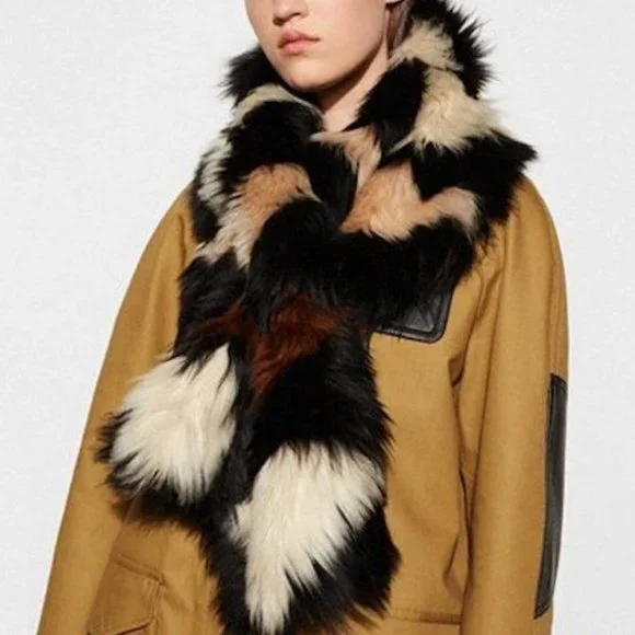 Coach Black/Multi B-boy Prairie Shearling Shawl 56255